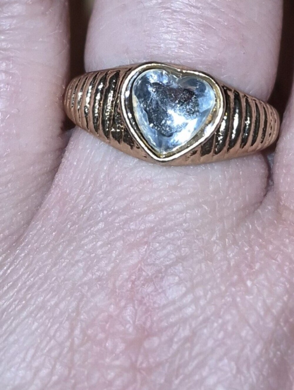 Vintage Gold Tone Heart Ring Size 8